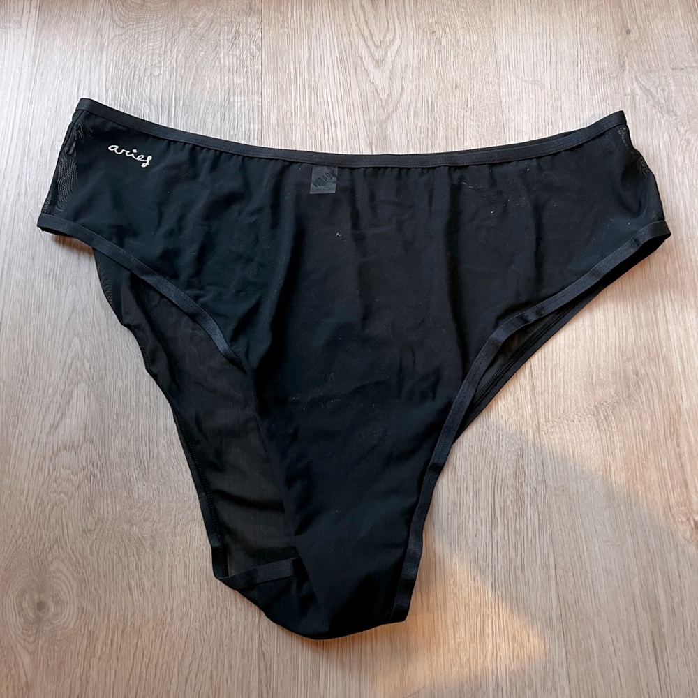 PARADE STAR SIGN UNDERWEAR ARIES